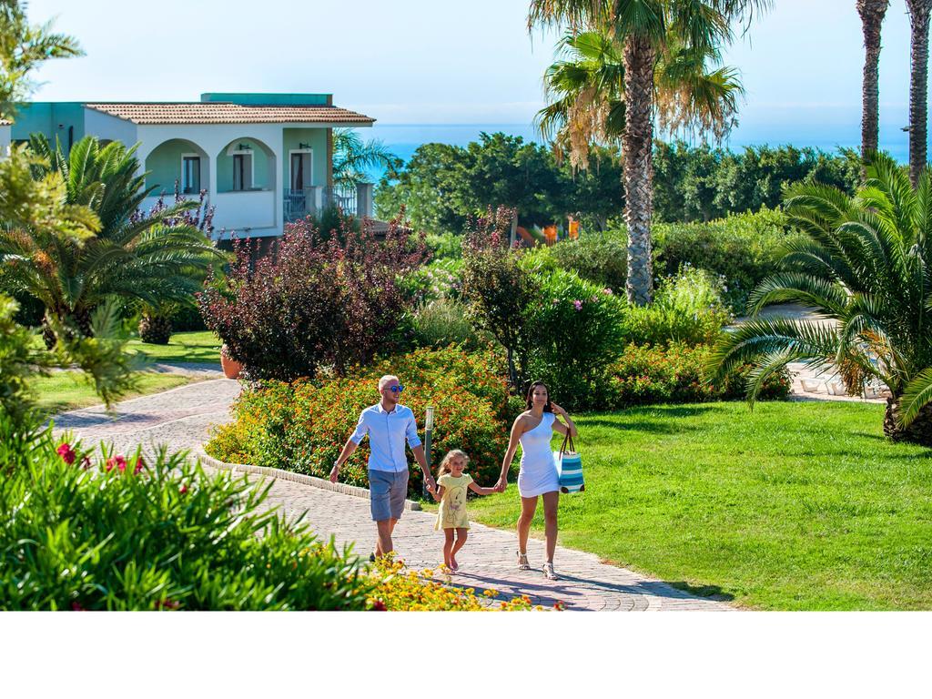 Serenusa Resort Ликата Экстерьер фото