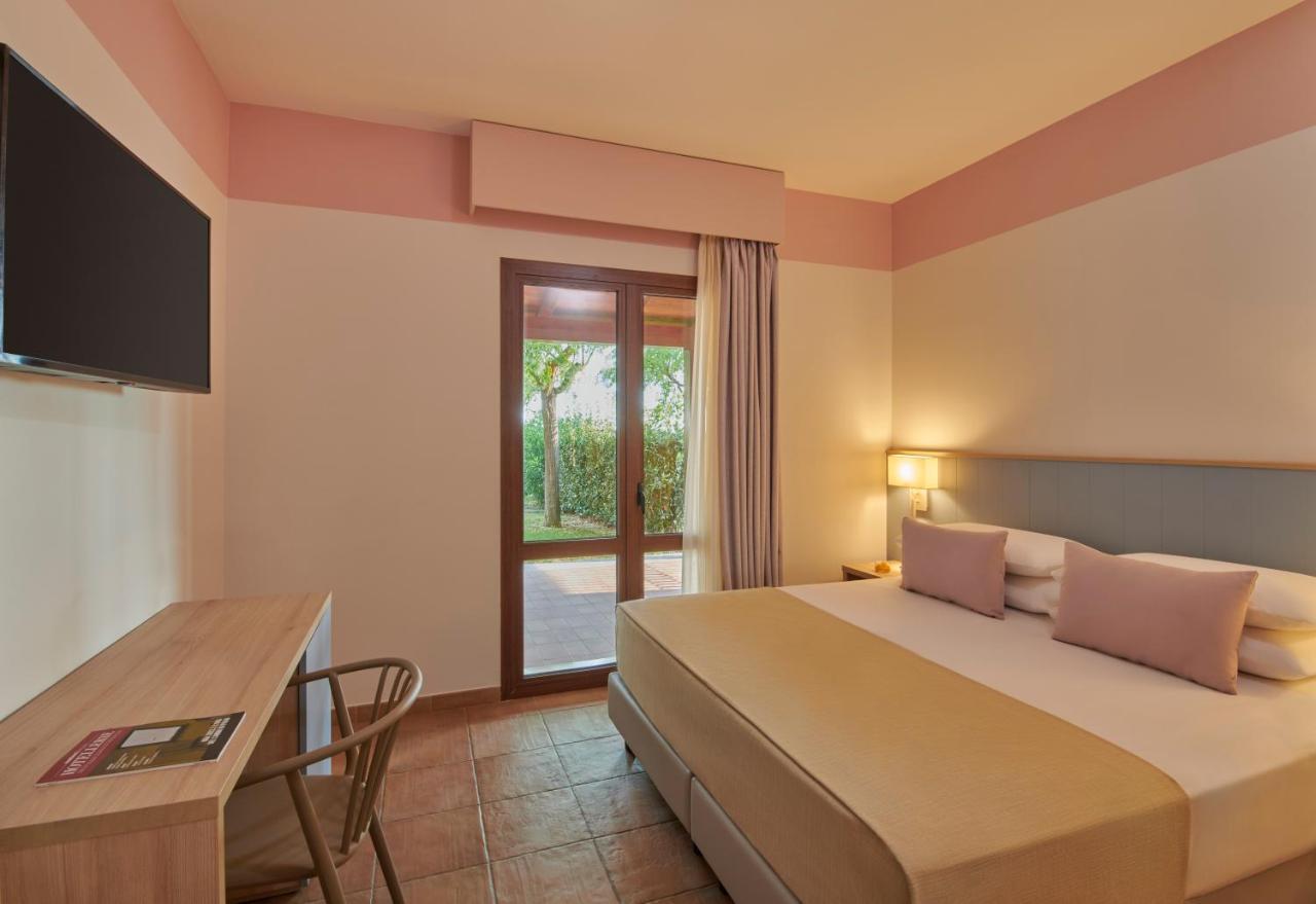 Serenusa Resort Ликата Номер фото