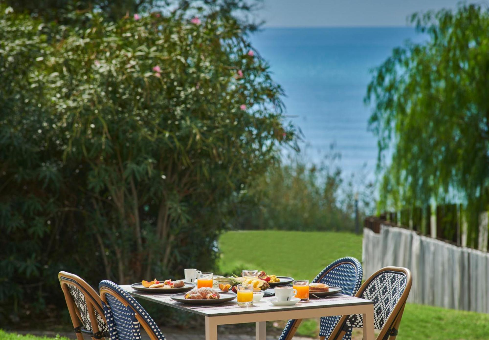 Serenusa Resort Ликата Экстерьер фото
