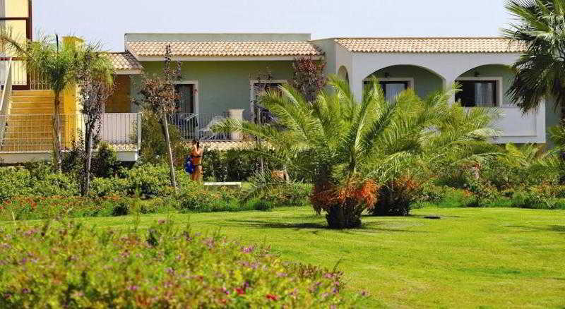Serenusa Resort Ликата Экстерьер фото
